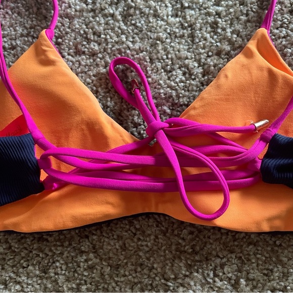 Maaji Vintage Grape Rocks Reversible Bikini Top Women’s M Swimwear Summer Beach - Picture 9 of 13